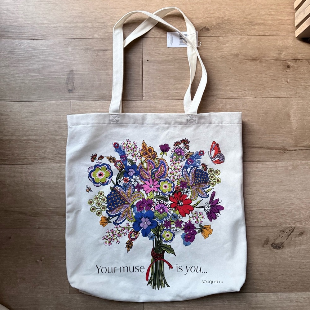 NWT Vera Bradley canvas cream floral tote bag flower bouquet reusable market